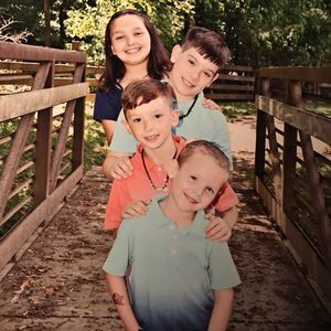 Meet your Posher, Janet